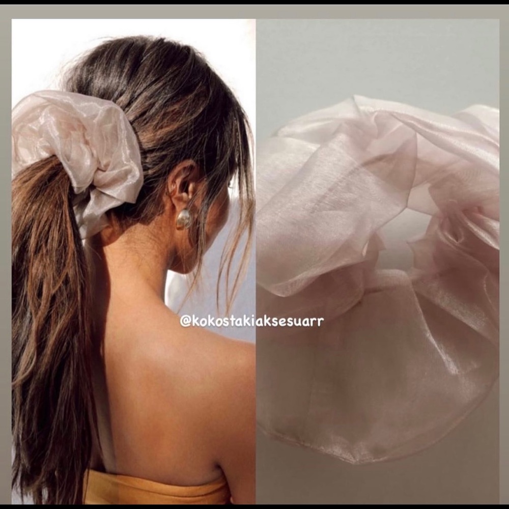 NEW Scrunchies